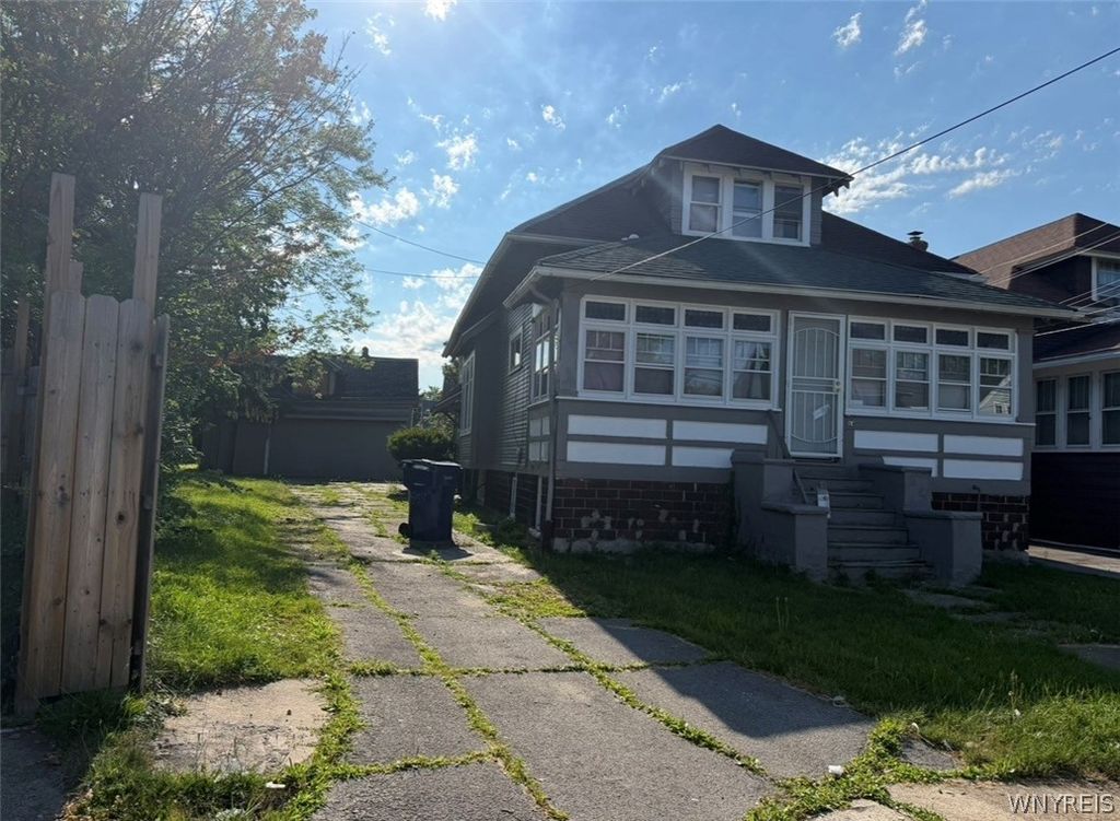 14 Thatcher Avenue, Buffalo, NY 14215