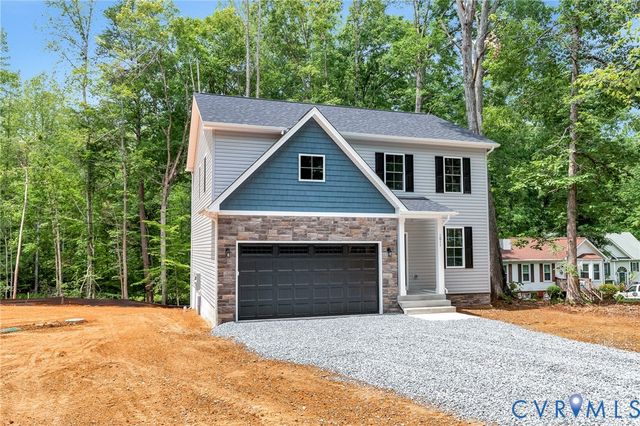 1011 Swan Ln, Ruther Glen, VA 22546
