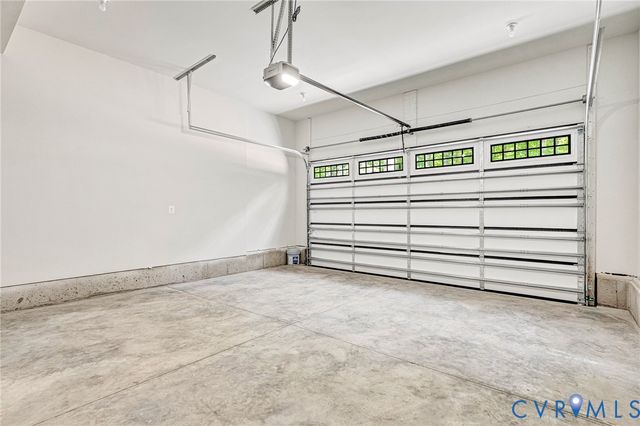 1011 Swan Ln, Ruther Glen, VA 22546