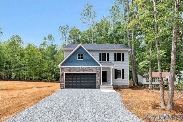1011 Swan Ln, Ruther Glen, VA 22546