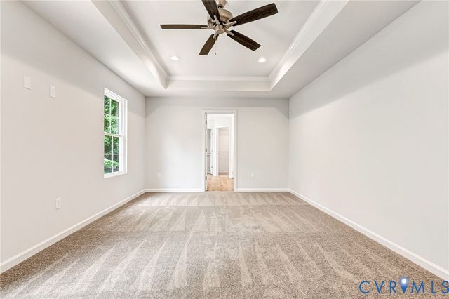 1011 Swan Ln, Ruther Glen, VA 22546