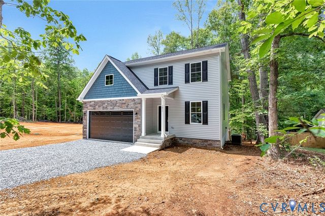 1011 Swan Ln, Ruther Glen, VA 22546