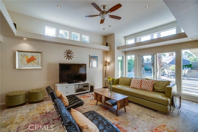 576 E Desert Holly Circle, Palm Springs, CA 92262