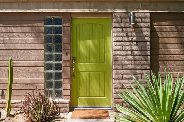 576 E Desert Holly Circle, Palm Springs, CA 92262