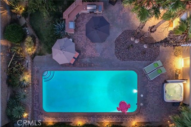 576 E Desert Holly Circle, Palm Springs, CA 92262