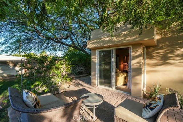 576 E Desert Holly Circle, Palm Springs, CA 92262