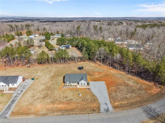 237 Kenlon Court, Madison, NC 27025