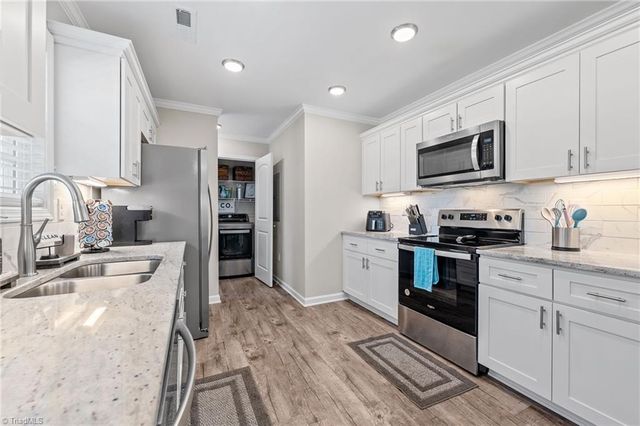 237 Kenlon Court, Madison, NC 27025