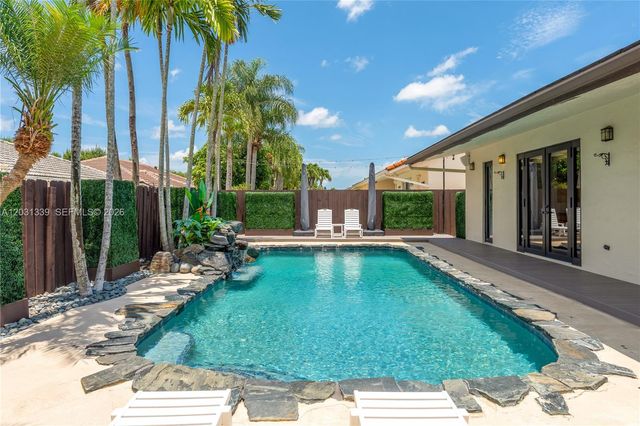 15341 SW 114th Ter, Miami, FL 33196