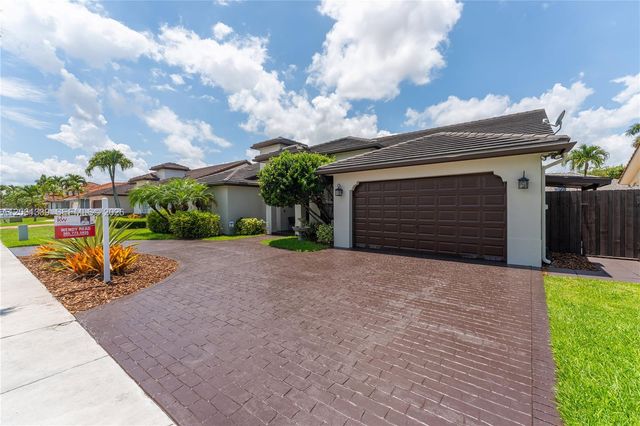 15341 SW 114th Ter, Miami, FL 33196