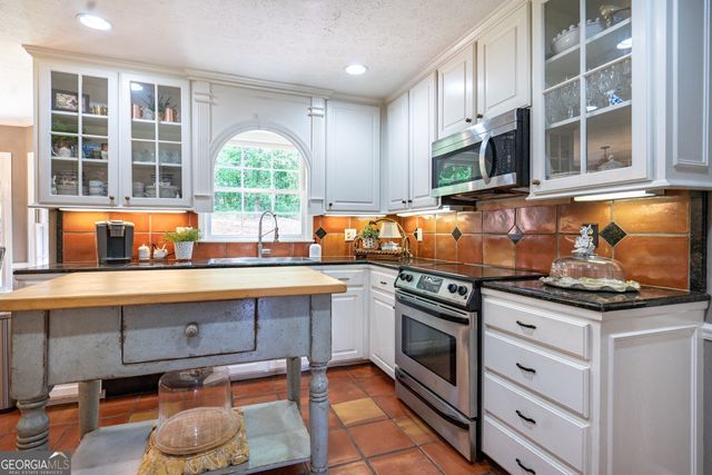 103 Powers Court, Lagrange, GA 30240