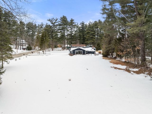 241 Mashapaug Rd, Holland, MA 01521
