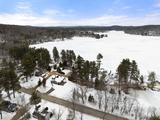 241 Mashapaug Rd, Holland, MA 01521