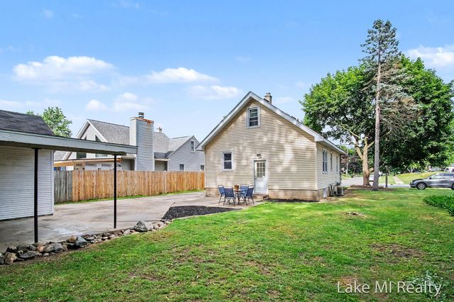 3639 Burlingame Avenue Sw, City Of Wyoming, MI 49509
