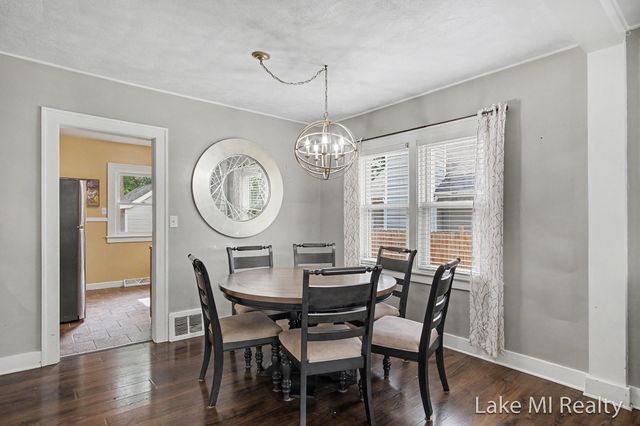 3639 Burlingame Avenue Sw, City Of Wyoming, MI 49509