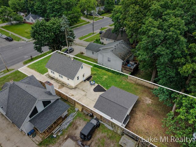 3639 Burlingame Avenue Sw, City Of Wyoming, MI 49509