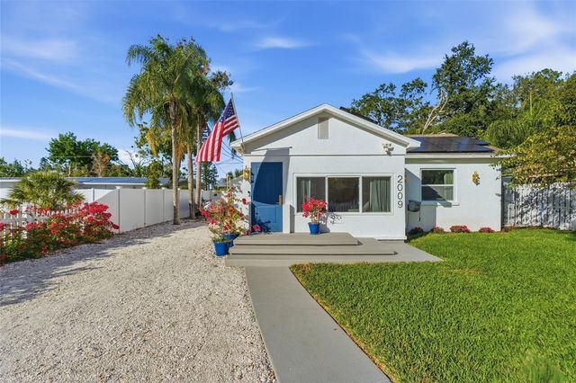 2009 1ST AVENUE E, Bradenton, FL 34208