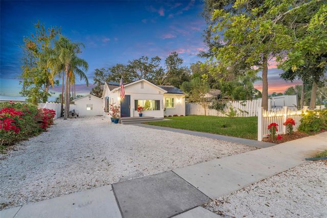 2009 1ST AVENUE E, Bradenton, FL 34208