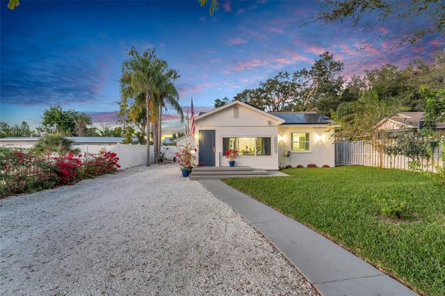 2009 1ST AVENUE E, Bradenton, FL 34208