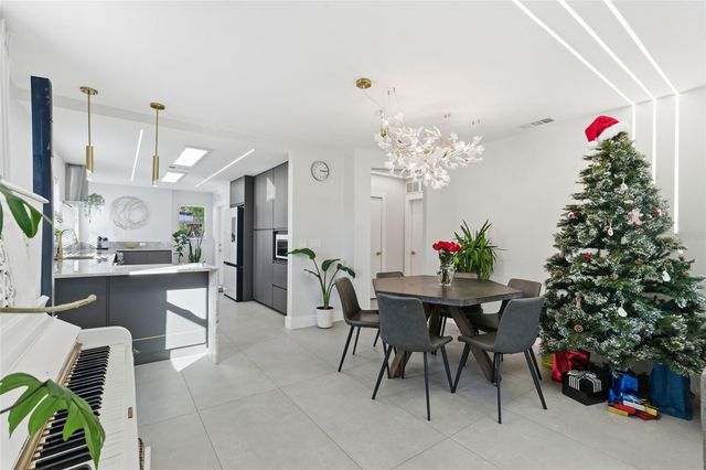 2009 1ST AVENUE E, Bradenton, FL 34208