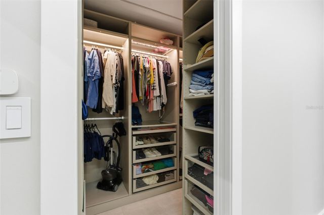 2009 1ST AVENUE E, Bradenton, FL 34208