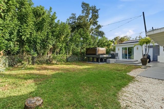 2009 1ST AVENUE E, Bradenton, FL 34208