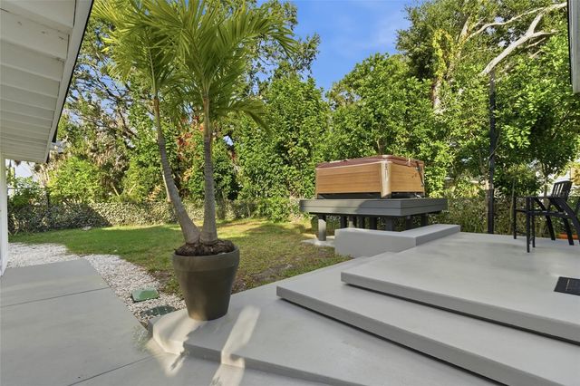 2009 1ST AVENUE E, Bradenton, FL 34208