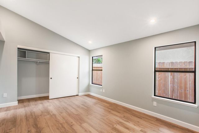 1732 Bridgecreek Dr, Sacramento, CA 95833