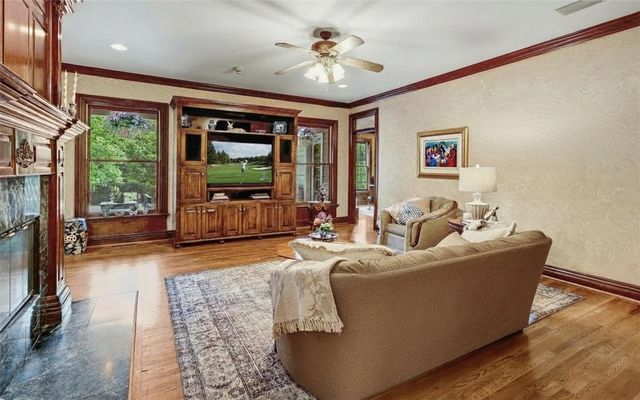 2563 N Toy Drive, Fayetteville, AR 72704