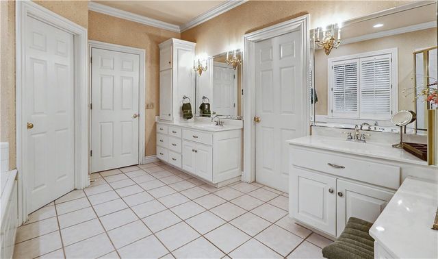 2563 N Toy Drive, Fayetteville, AR 72704