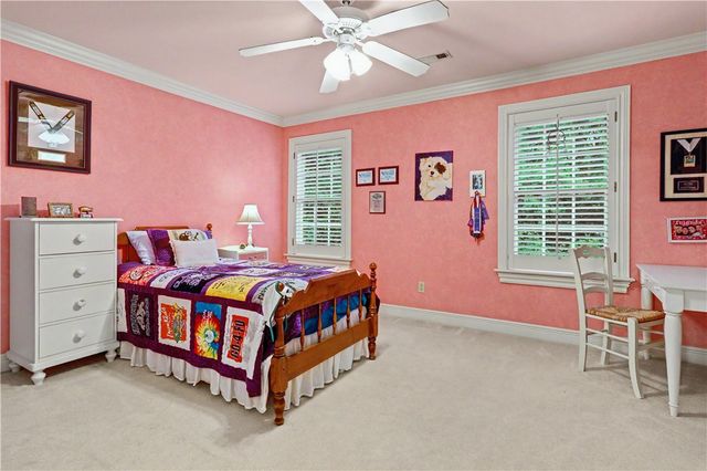 2563 N Toy Drive, Fayetteville, AR 72704