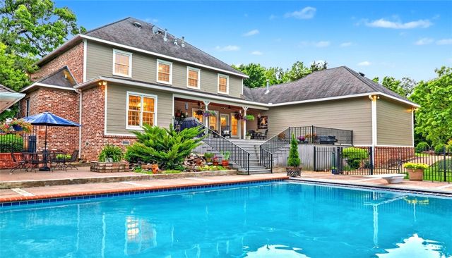 2563 N Toy Drive, Fayetteville, AR 72704