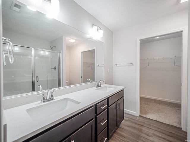 1041 Frost Drive, Evansville, IN 47725