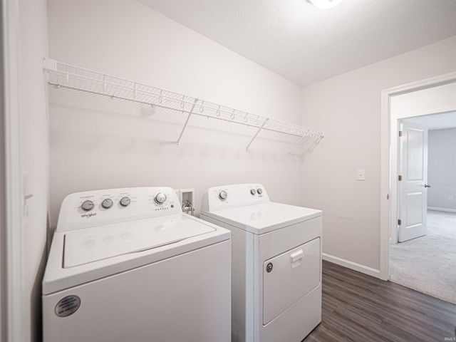 1041 Frost Drive, Evansville, IN 47725