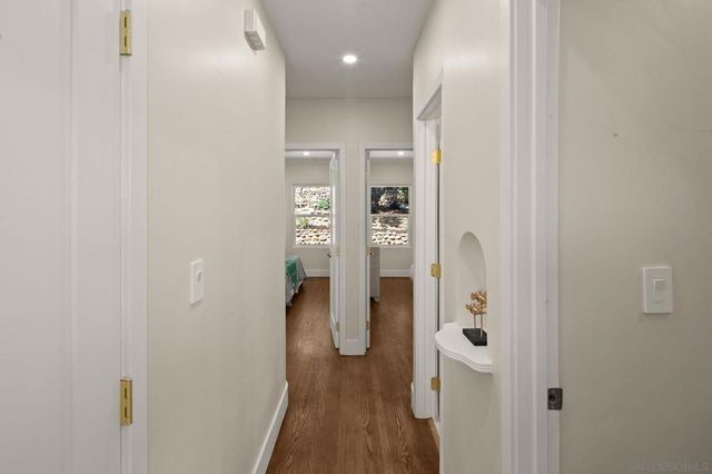 3911 California, San Diego, CA 92110