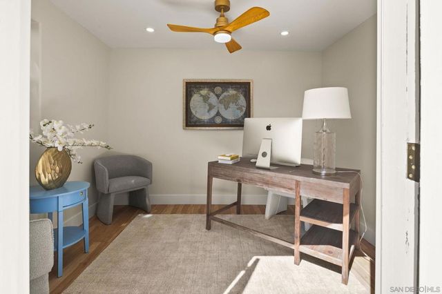 3911 California, San Diego, CA 92110