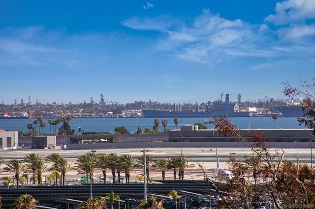 3911 California, San Diego, CA 92110