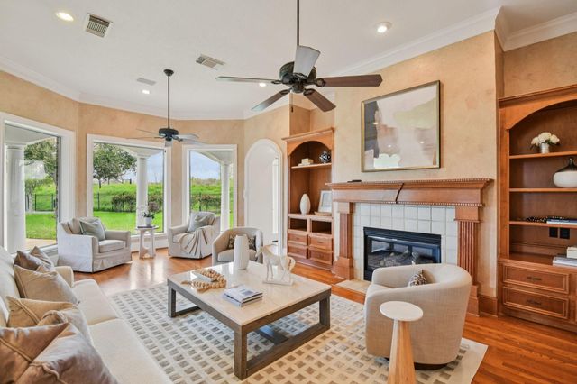 2 Wilmington Court, Sugar Land, TX 77479