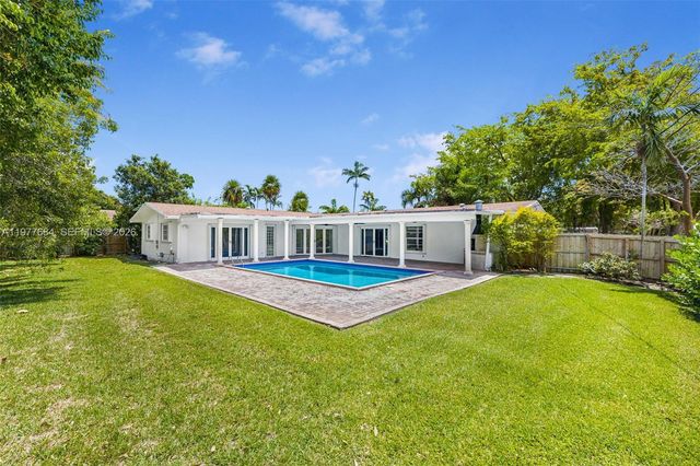 7255 SW 125th St, Pinecrest, FL 33156