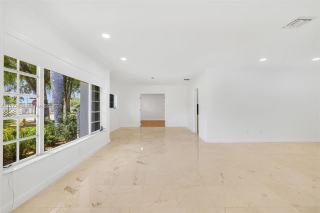 7255 SW 125th St, Pinecrest, FL 33156