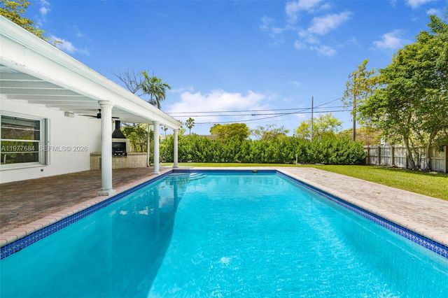 7255 SW 125th St, Pinecrest, FL 33156