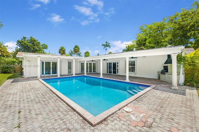 7255 SW 125th St, Pinecrest, FL 33156