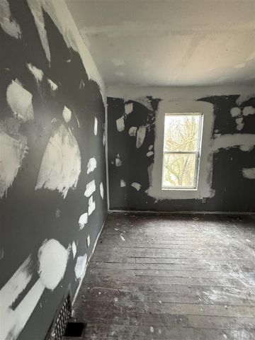 396 Upton Avenue, Battle Creek, MI 49037