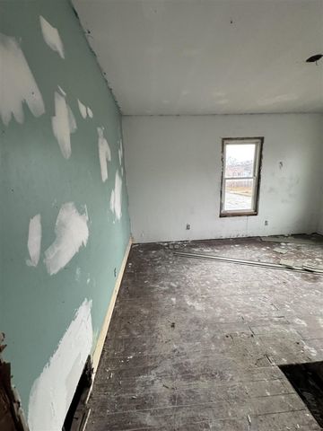 396 Upton Avenue, Battle Creek, MI 49037