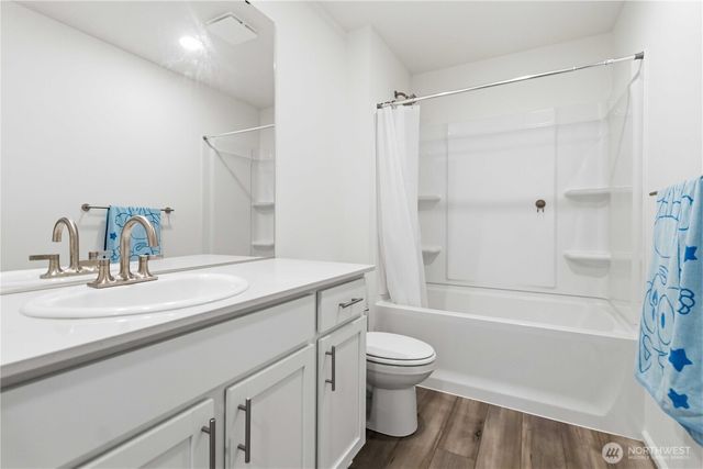 1425 Salzer Creek Drive, Centralia, WA 98531