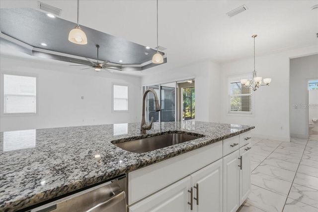 3613 WOODCLIFF LAKE TERRACE, Sarasota, FL 34243