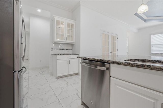 3613 WOODCLIFF LAKE TERRACE, Sarasota, FL 34243