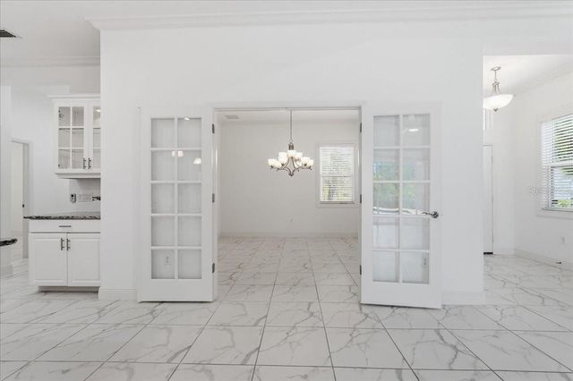 3613 WOODCLIFF LAKE TERRACE, Sarasota, FL 34243