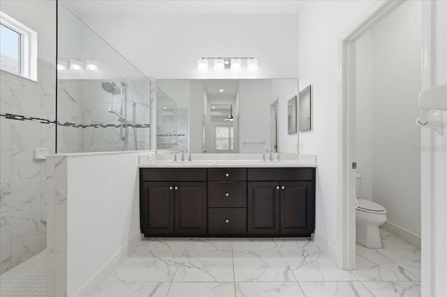 3613 WOODCLIFF LAKE TERRACE, Sarasota, FL 34243