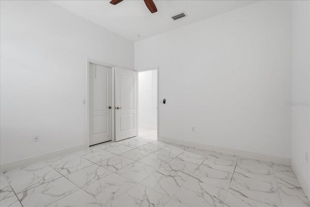 3613 WOODCLIFF LAKE TERRACE, Sarasota, FL 34243
